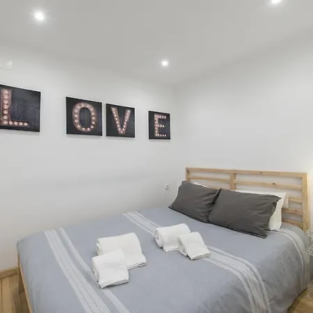 Apartment Bairro Alto - Bica 1